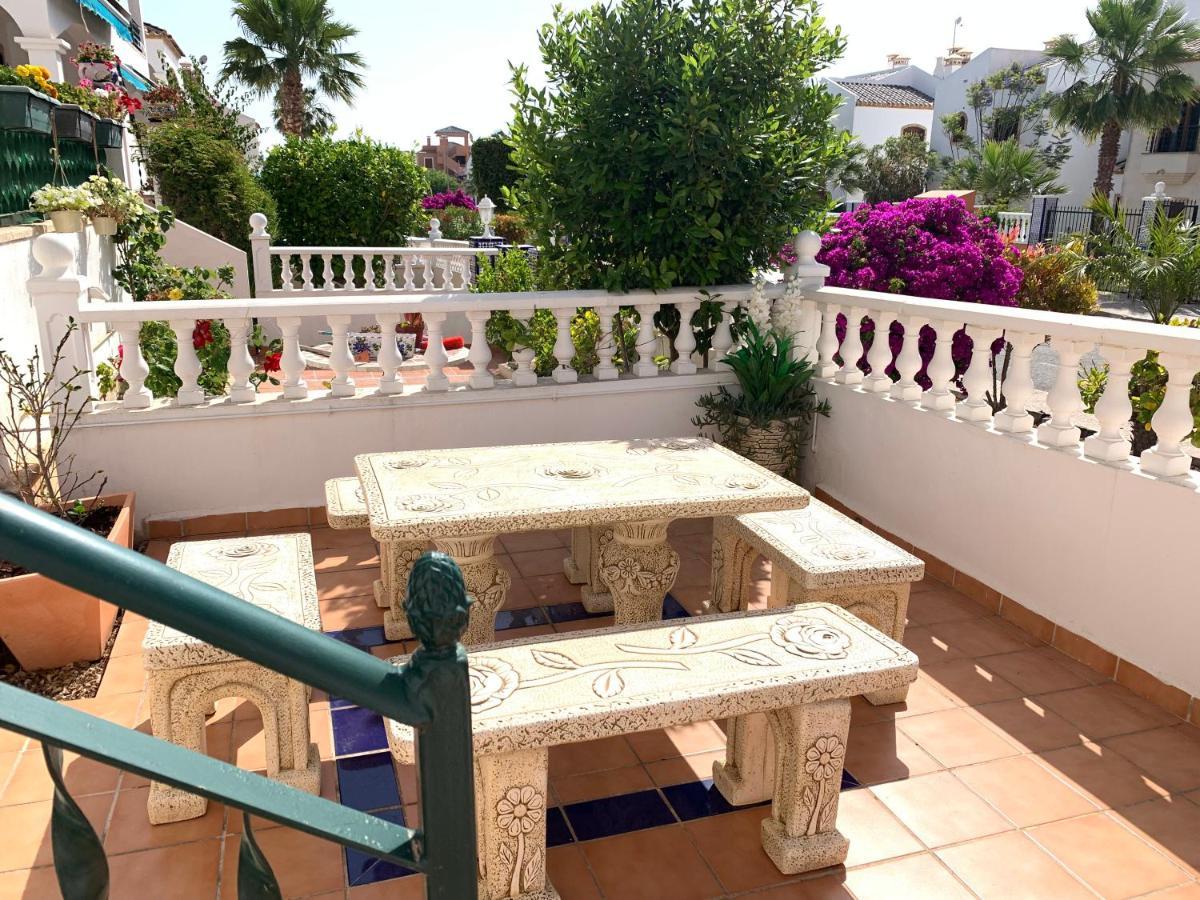 Villamartin, Lovely 2 Bed House, Short Walk To The Plaza. Orihuela Exterior photo
